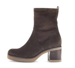 851 - 145€