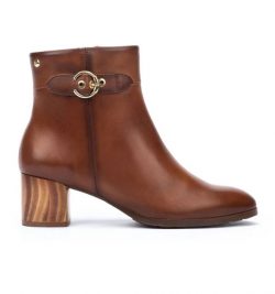 8588 - 149€