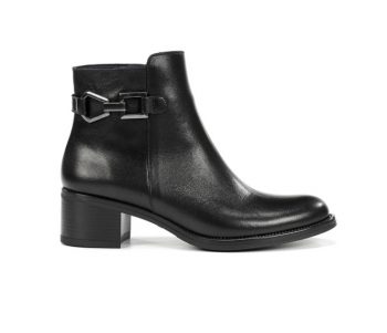 D9347 - 115€