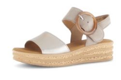 550 - 110€